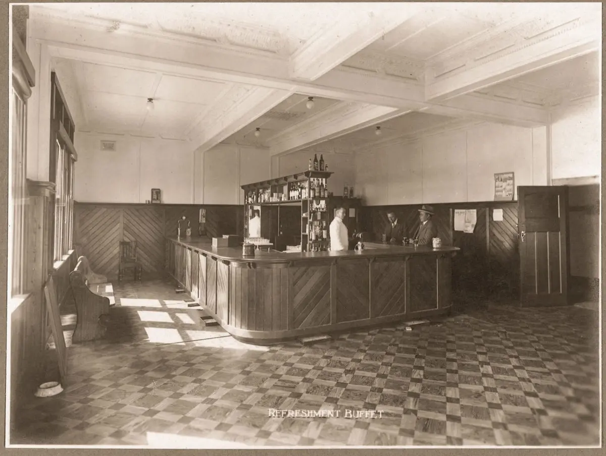 The original bar at RMYS