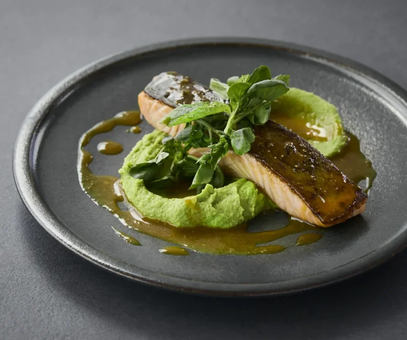 Salmon and a pea puree